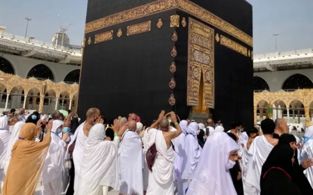 Are 5 Star Umrah Packages UK Worth the Investment?