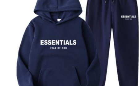 The Essentialhoodie Trend: Streetwear That Defines a Generation