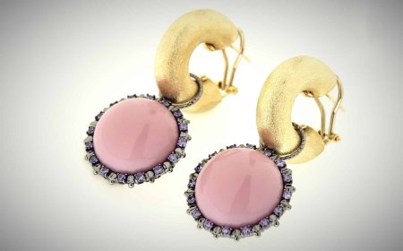 How Influencers Are Boosting Wholesale Jewelry Sales