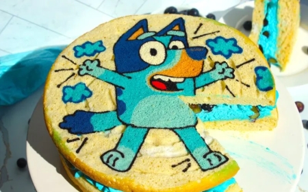 Who Makes Cartoon Character Cakes for Parties?