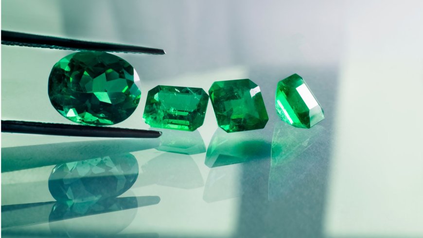 How to Wear Emerald for Best Results: Complete Guide