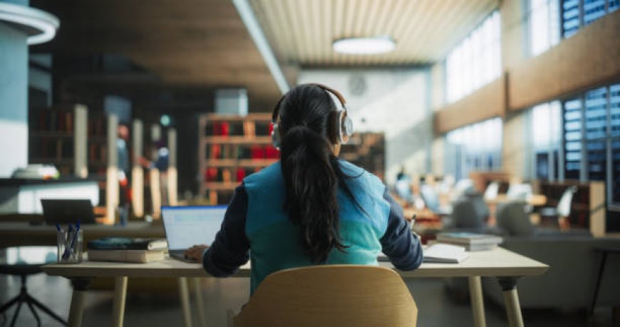 Struggling with Your Marketing Dissertation? Here’s Why UK Students Are Getting Expert Help