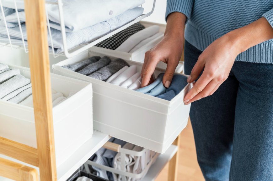 How To Fold Shirts For Packing: Best Techniques for Organizing a Suitcase Like a Pro